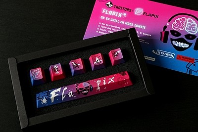 TRAITORS keycaps Flapix