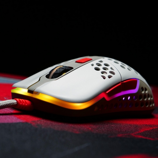 souris Xtrfy M42 retro